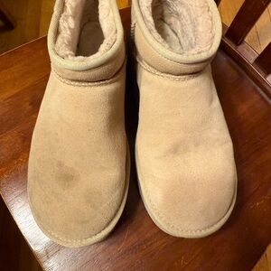 UGG Women’s Classic ultra platform.